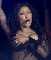 Nicki Minaj montre plus qu’il n’en faut au Wireless Festival