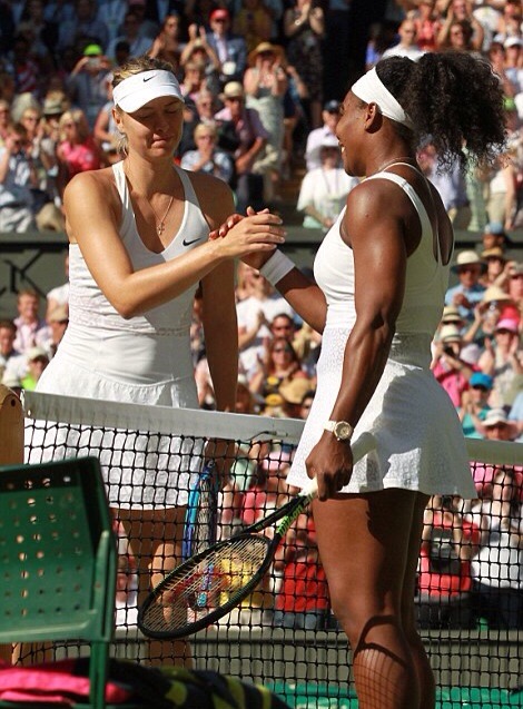 Serena Williams bat Maria Sharapova