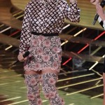 Rita Ora porte une drôle de tenue sur le plateau de “X Factor”