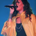 Rihanna monte sur scène à Rio de Janeiro 