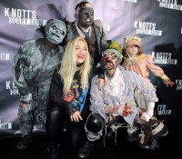 Rita Ora opte pour le style gothique