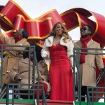 Mariah Carey interprète “All I Want For Christmas Is You” pour Thanksgiving