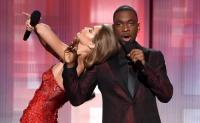 Gigi Hadid was the girl of the night at the 2016 American Music Awards, she mocked Melania Trump